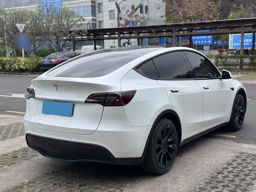 2022 Tesla Model Y BEV 60KWH,autocango,china used car exporter,china ev exporter,chinese used car exporter,chinese used ev exporter