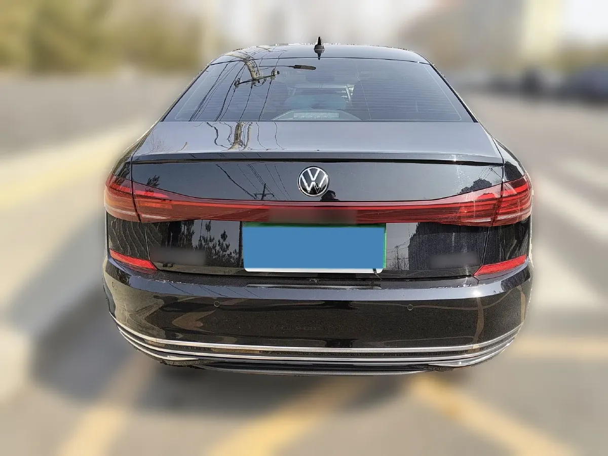 2024 Volkswagen Passat 2.0T 220HP L4 7DCT,autocango,china used car exporter,china ev exporter,chinese used car exporter,chinese used ev exporter