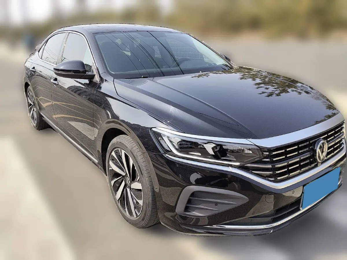 2024 Volkswagen Passat 2.0T 220HP L4 7DCT,autocango,china used car exporter,china ev exporter,chinese used car exporter,chinese used ev exporter