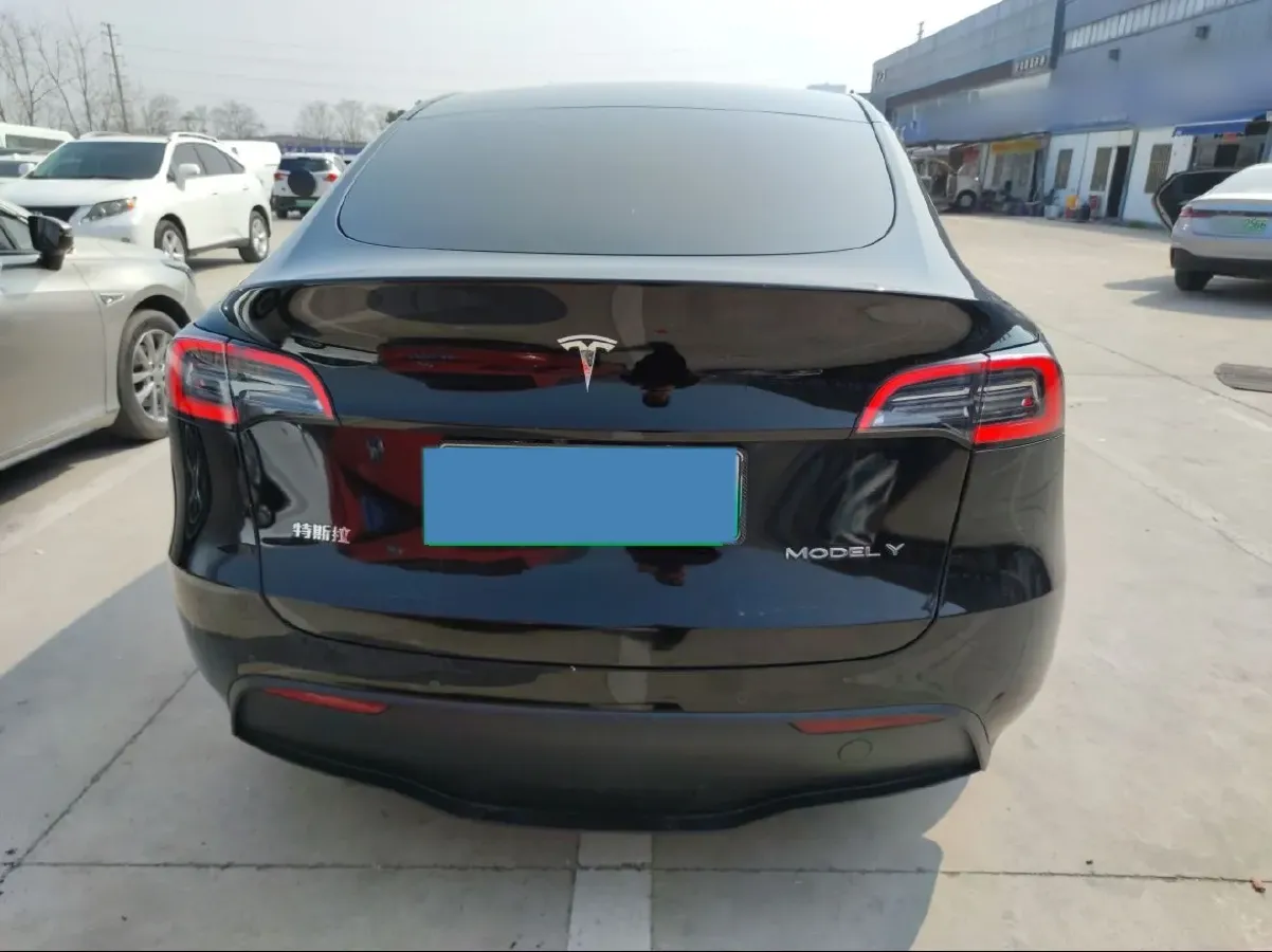 2024 Tesla Model Y BEV 60KWH,autocango,china used car exporter,china ev exporter,chinese used car exporter,chinese used ev exporter