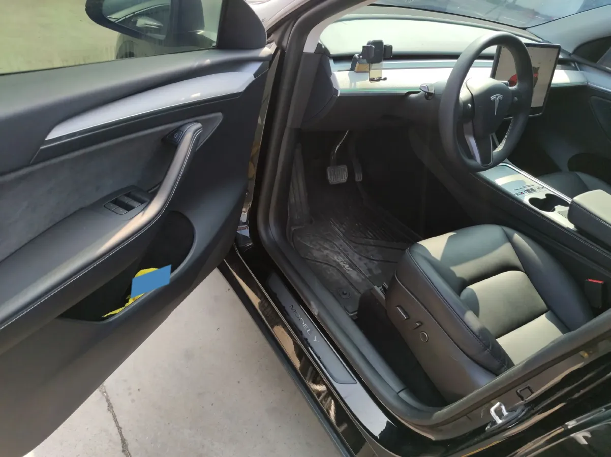 2024 Tesla Model Y BEV 60KWH,autocango,china used car exporter,china ev exporter,chinese used car exporter,chinese used ev exporter