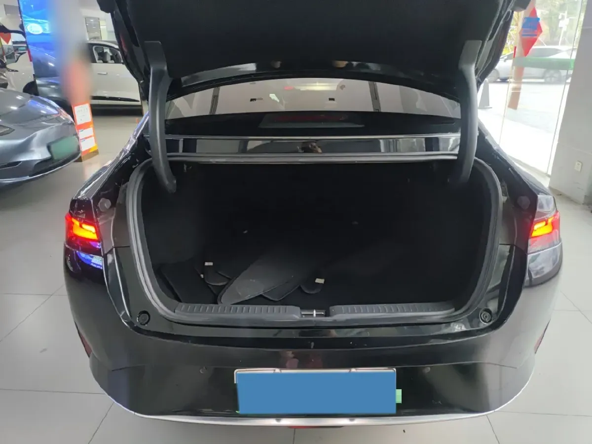 2021 Xpeng P5 BEV 66.2KWH,autocango,china used car exporter,china ev exporter,chinese used car exporter,chinese used ev exporter