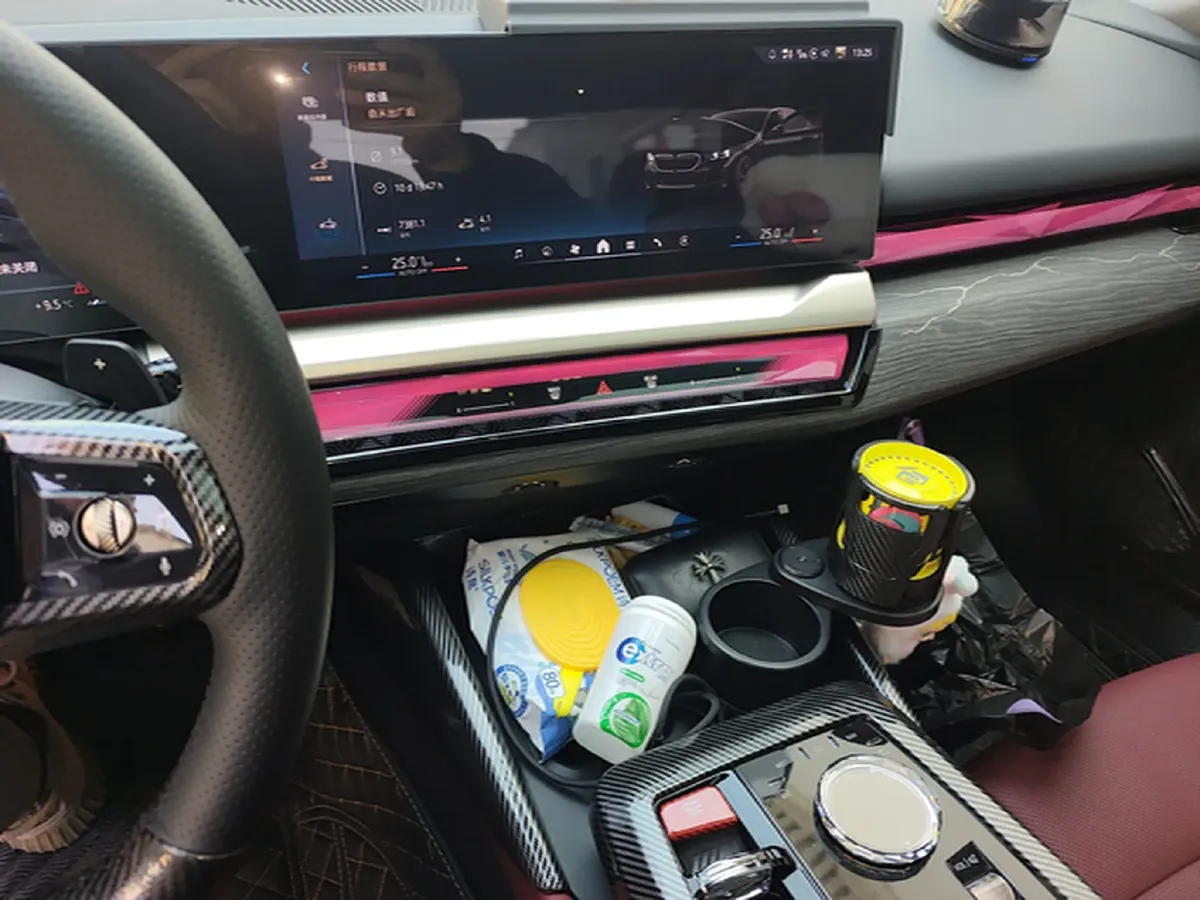 2026 BMW 5 Series 2.0T 258HP L4 8AT,autocango,china used car exporter,china ev exporter,chinese used car exporter,chinese used ev exporter