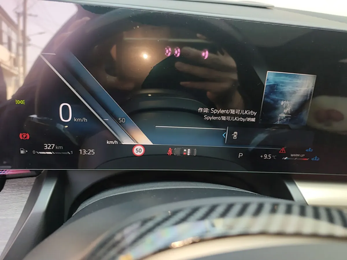 2026 BMW 5 Series 2.0T 258HP L4 8AT,autocango,china used car exporter,china ev exporter,chinese used car exporter,chinese used ev exporter