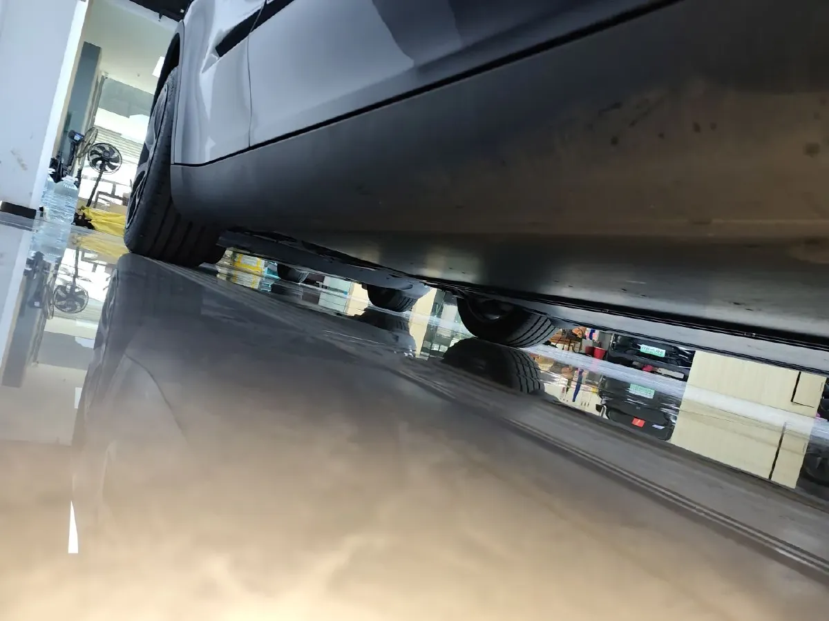 2024 Tesla Model Y BEV 60KWH,autocango,china used car exporter,china ev exporter,chinese used car exporter,chinese used ev exporter