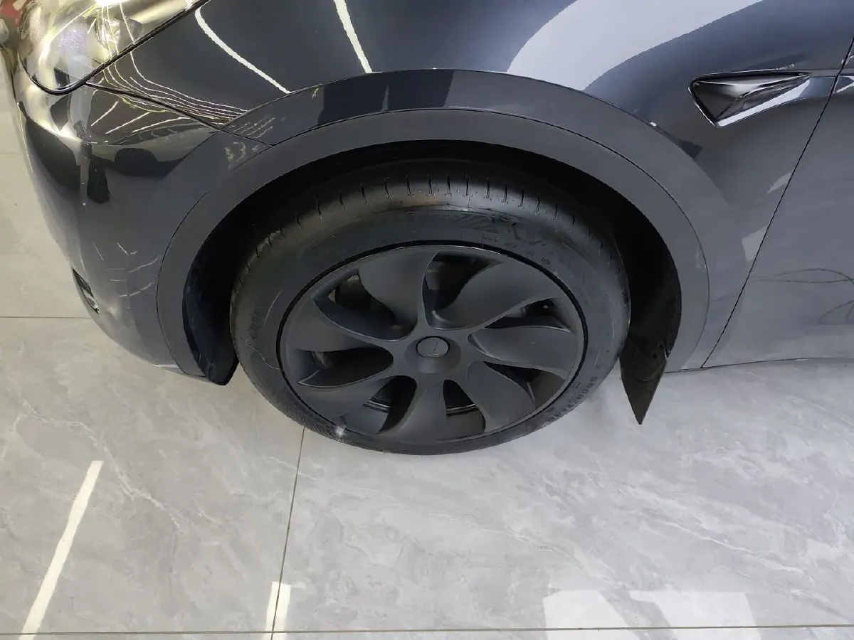 2024 Tesla Model Y BEV 60KWH,autocango,china used car exporter,china ev exporter,chinese used car exporter,chinese used ev exporter