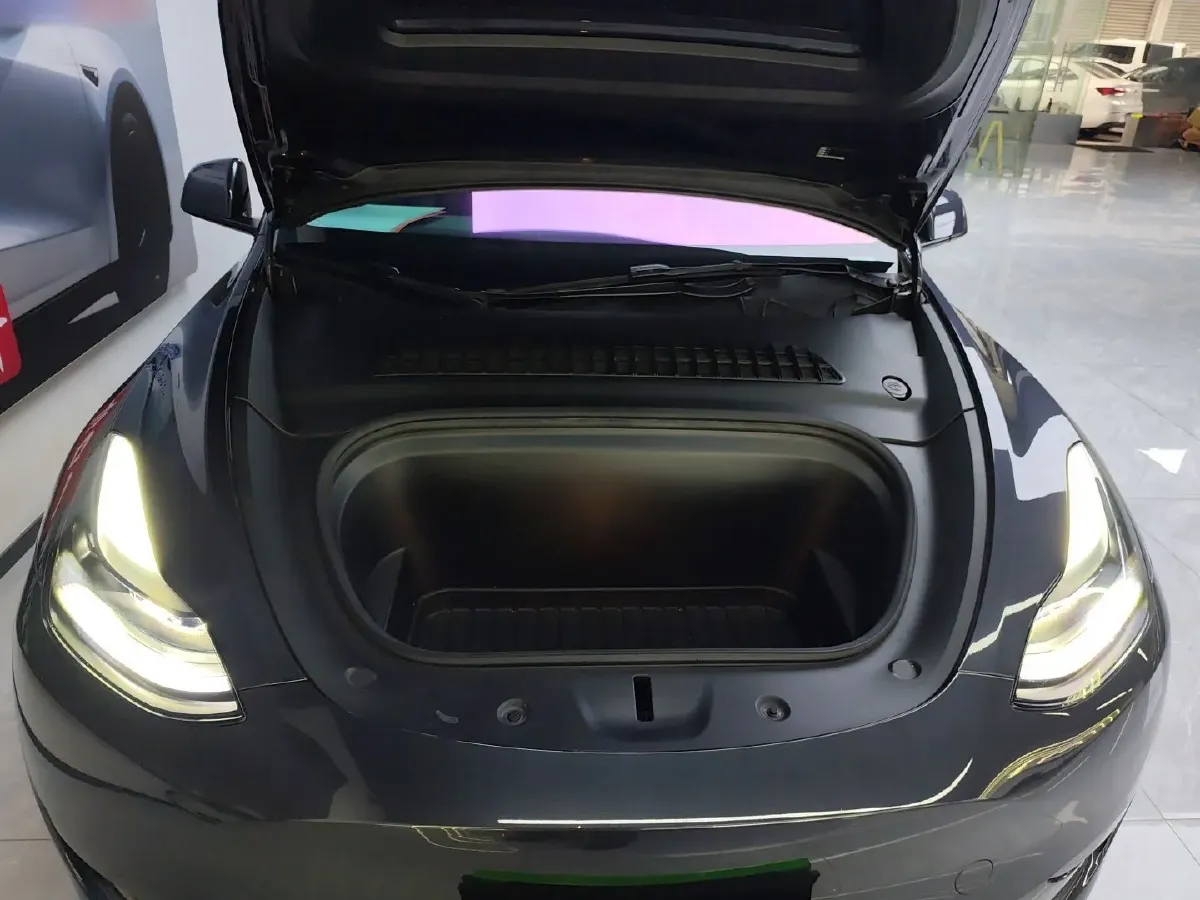 2024 Tesla Model Y BEV 60KWH,autocango,china used car exporter,china ev exporter,chinese used car exporter,chinese used ev exporter