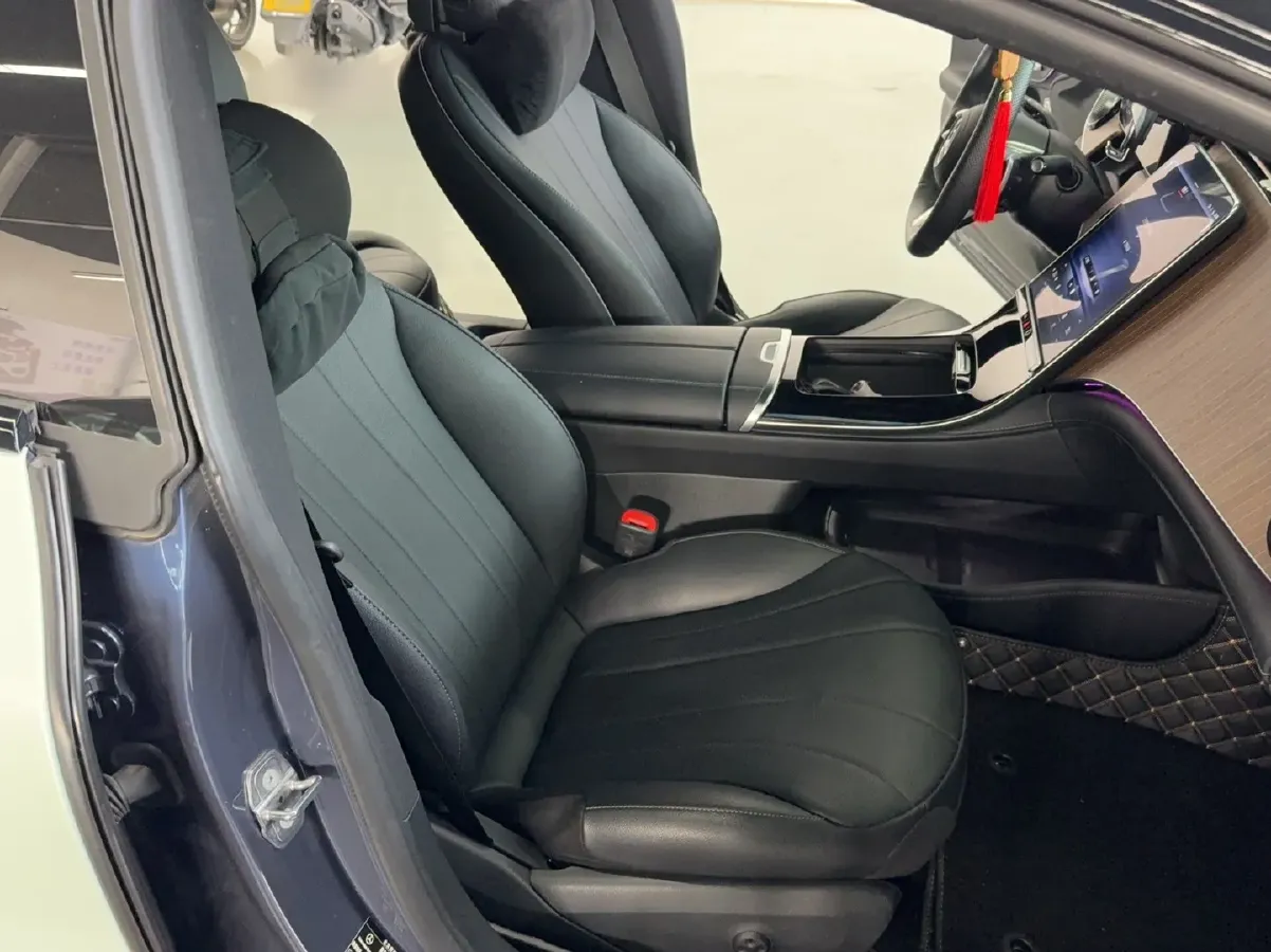 2022 Mercedes-Benz EQE Class BEV 96.1KWH,autocango,china used car exporter,china ev exporter,chinese used car exporter,chinese used ev exporter