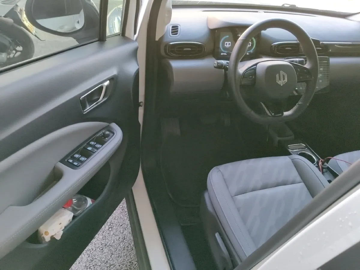 2025 Leapmotor T03 BEV 31.9KWH,autocango,china used car exporter,china ev exporter,chinese used car exporter,chinese used ev exporter