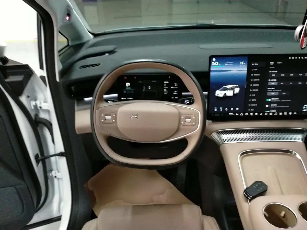 2024 Xpeng X9 BEV 101.5KWH,autocango,china used car exporter,china ev exporter,chinese used car exporter,chinese used ev exporter