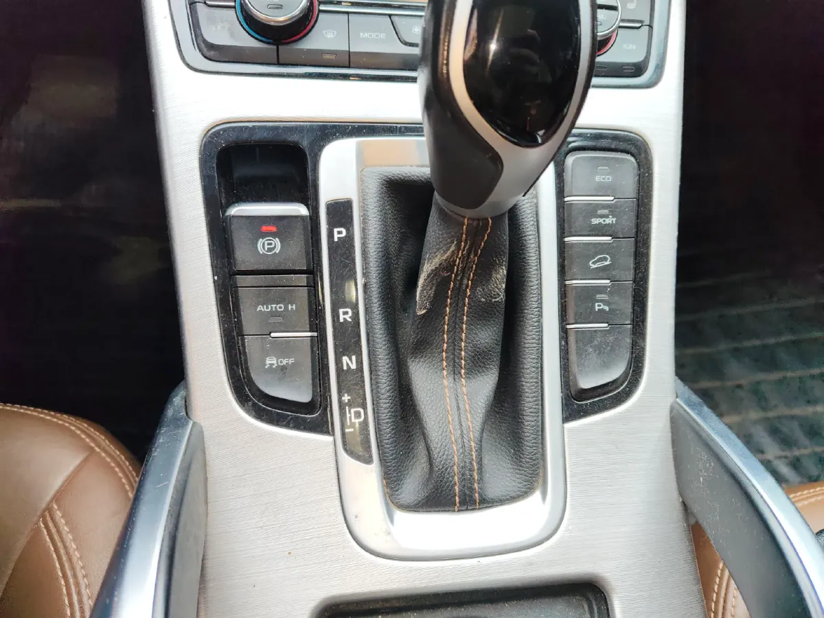 2016 Geely Azkarra 1.8T 184HP L4 6AT,autocango,china used car exporter,china ev exporter,chinese used car exporter,chinese used ev exporter