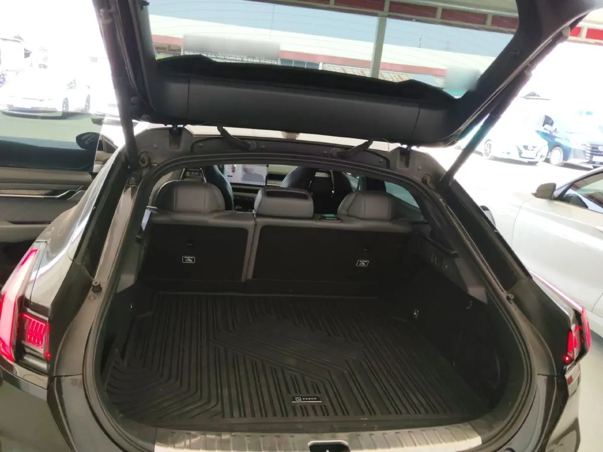 2022 Zeekr 001 BEV 100KWH,autocango,china used car exporter,china ev exporter,chinese used car exporter,chinese used ev exporter