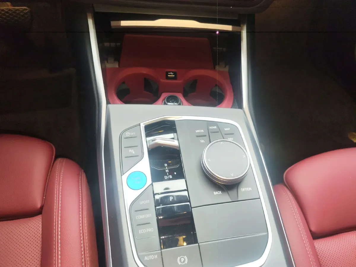 2025 BMW i3 BEV 70KWH,autocango,china used car exporter,china ev exporter,chinese used car exporter,chinese used ev exporter