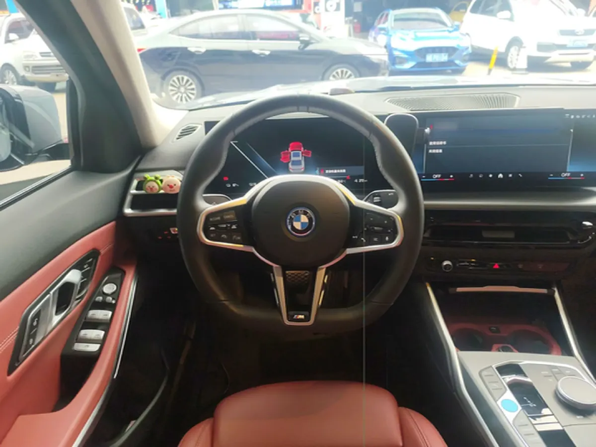 2025 BMW i3 BEV 70KWH,autocango,china used car exporter,china ev exporter,chinese used car exporter,chinese used ev exporter