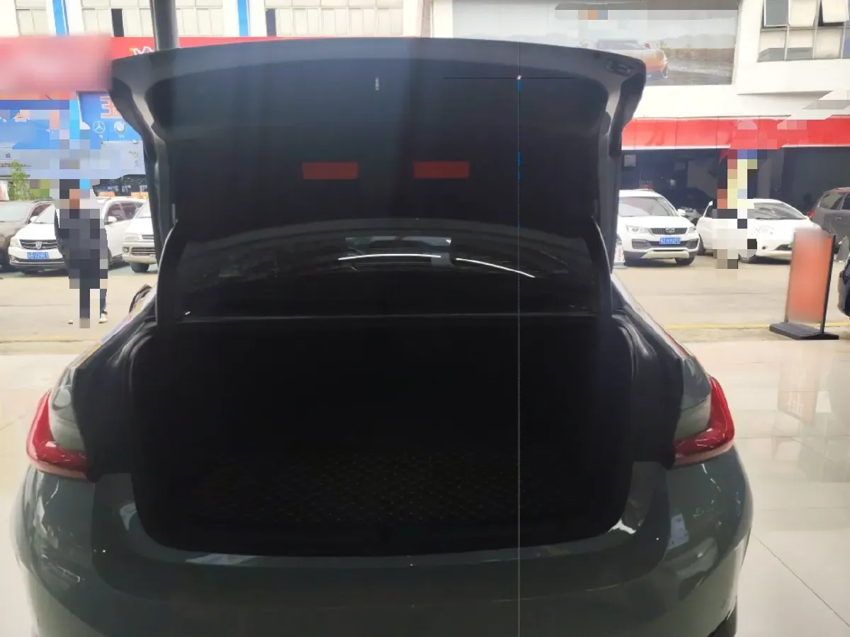 2025 BMW i3 BEV 70KWH,autocango,china used car exporter,china ev exporter,chinese used car exporter,chinese used ev exporter