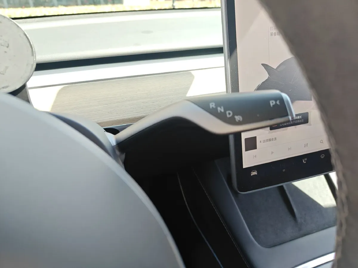 2022 Tesla Model Y BEV 60KWH,autocango,china used car exporter,china ev exporter,chinese used car exporter,chinese used ev exporter