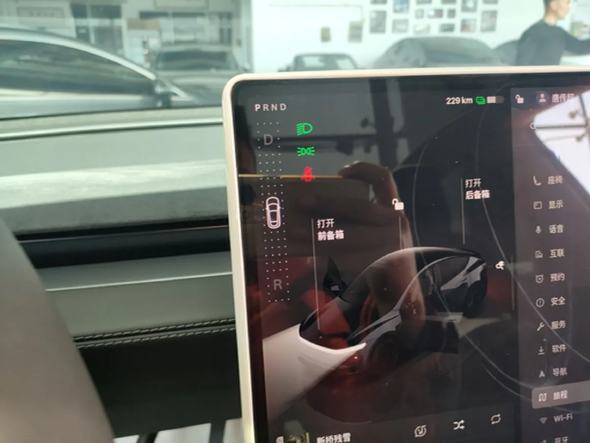 2025 Tesla Model Y BEV 62.5KWH,autocango,china used car exporter,china ev exporter,chinese used car exporter,chinese used ev exporter