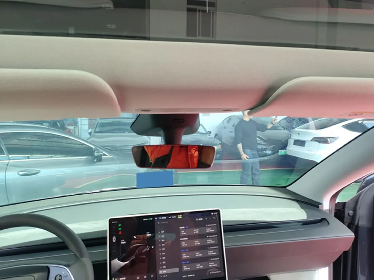 2025 Tesla Model Y BEV 62.5KWH,autocango,china used car exporter,china ev exporter,chinese used car exporter,chinese used ev exporter