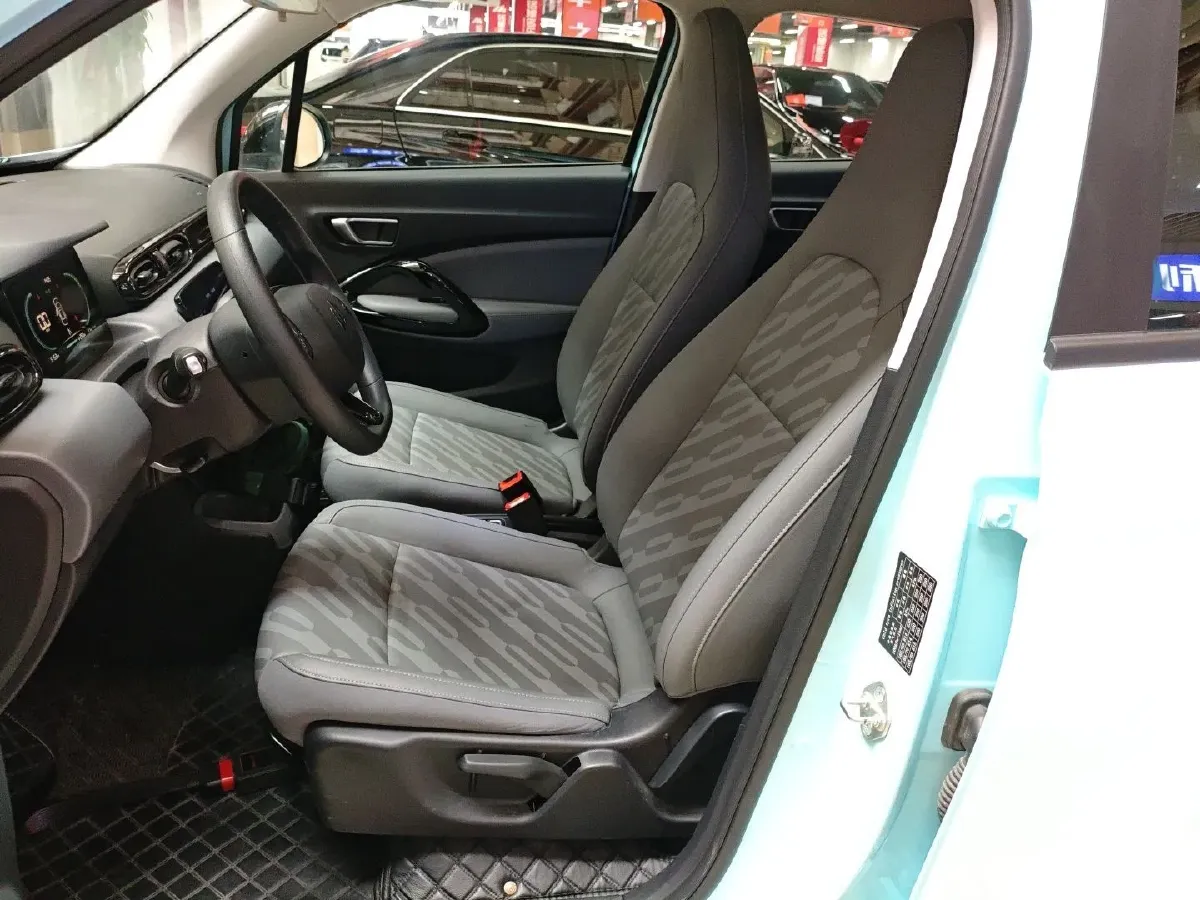 2025 Leapmotor T03 BEV 41.3KWH,autocango,china used car exporter,china ev exporter,chinese used car exporter,chinese used ev exporter