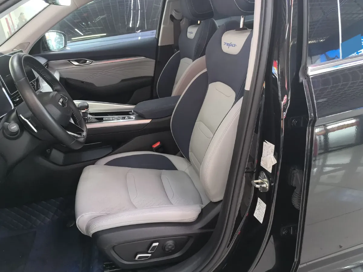 2021 Geely Preface 2.0T 190HP L4 7DCT,autocango,china used car exporter,china ev exporter,chinese used car exporter,chinese used ev exporter