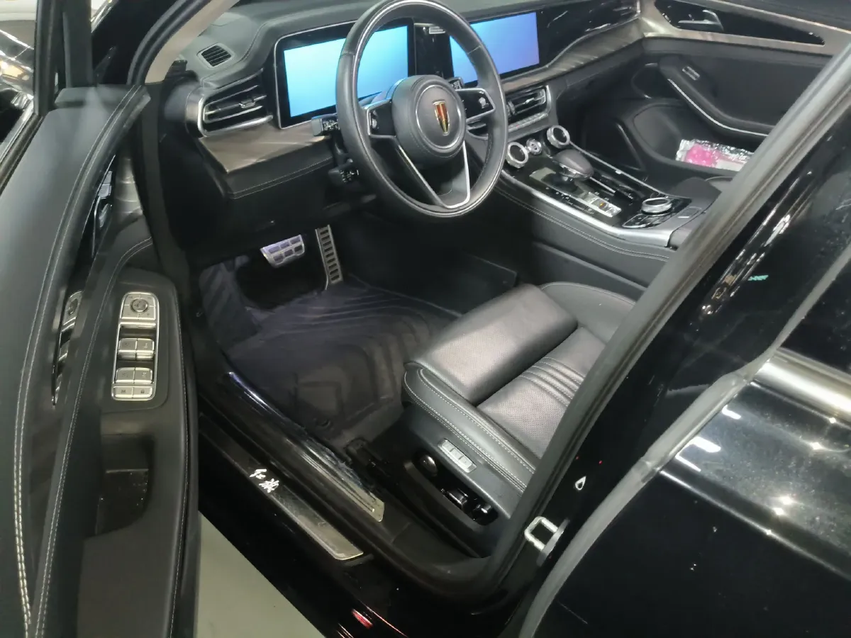 2020 HongQi H9 2.0T 252HP L4 7DCT,autocango,china used car exporter,china ev exporter,chinese used car exporter,chinese used ev exporter