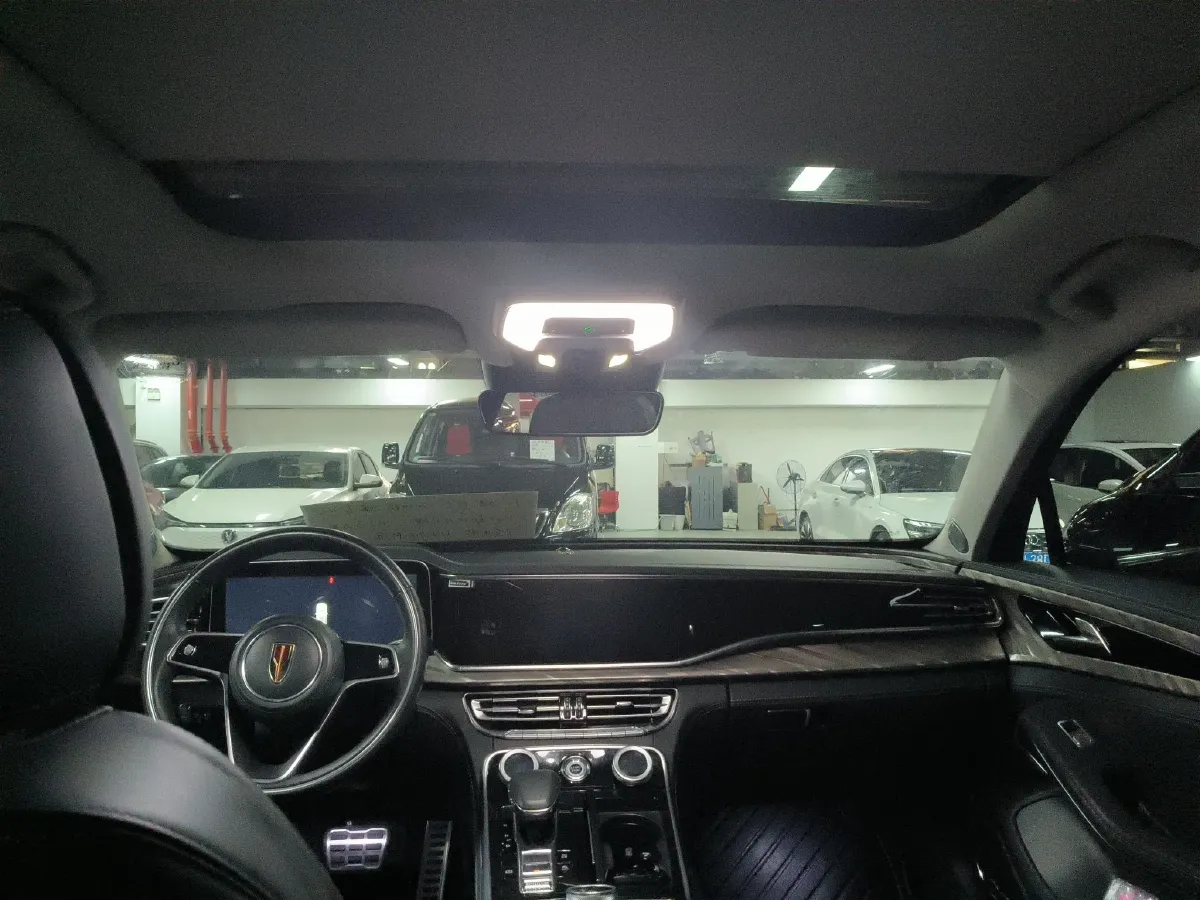 2020 HongQi H9 2.0T 252HP L4 7DCT,autocango,china used car exporter,china ev exporter,chinese used car exporter,chinese used ev exporter