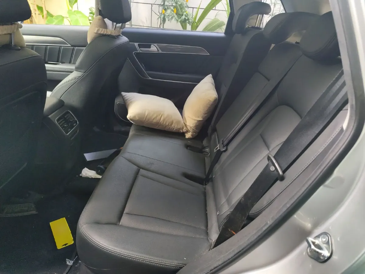 2016 Haval H6 Coupe 1.5T 150HP L4 6AT,autocango,china used car exporter,china ev exporter,chinese used car exporter,chinese used ev exporter