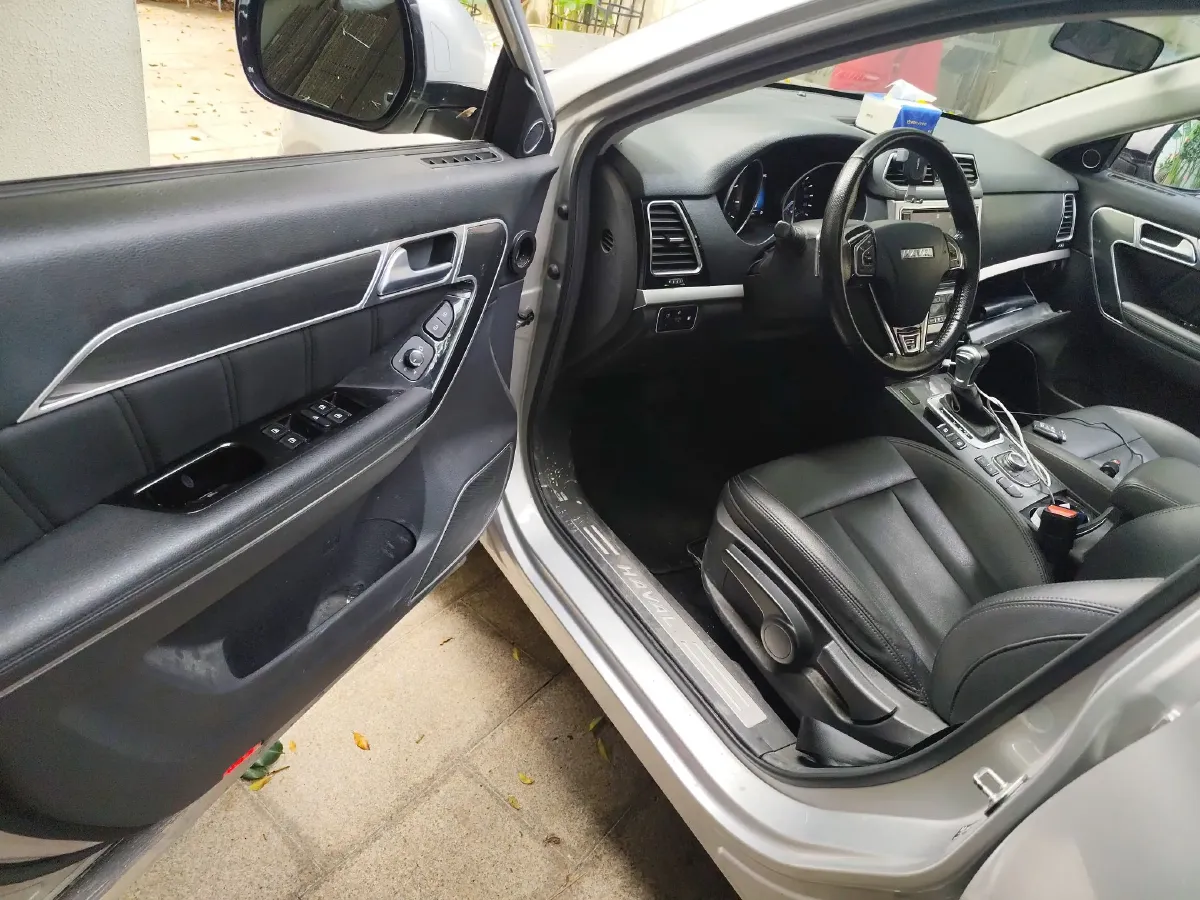 2016 Haval H6 Coupe 1.5T 150HP L4 6AT,autocango,china used car exporter,china ev exporter,chinese used car exporter,chinese used ev exporter