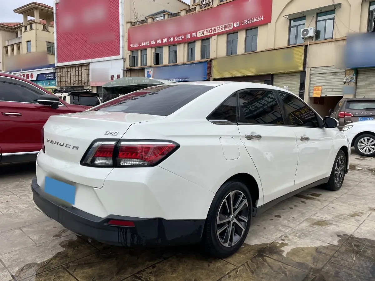 2018 Haval H2s 1.5T 150HP L4 6MT,autocango,china used car exporter,china ev exporter,chinese used car exporter,chinese used ev exporter
