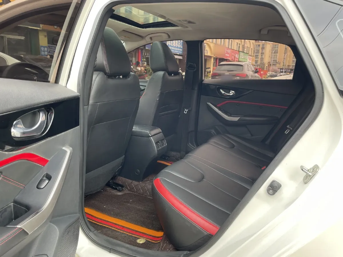 2018 Haval H2s 1.5T 150HP L4 6MT,autocango,china used car exporter,china ev exporter,chinese used car exporter,chinese used ev exporter