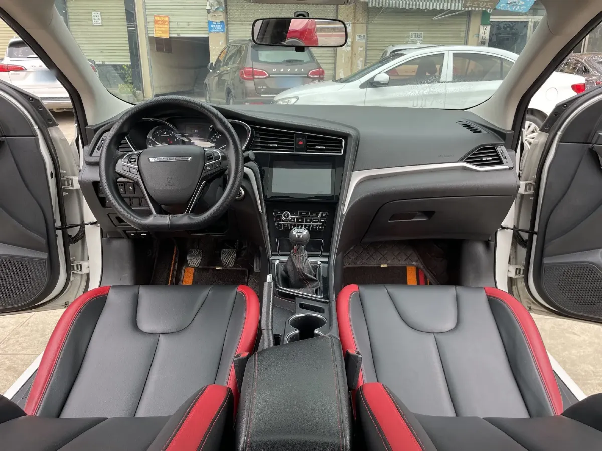 2018 Haval H2s 1.5T 150HP L4 6MT,autocango,china used car exporter,china ev exporter,chinese used car exporter,chinese used ev exporter