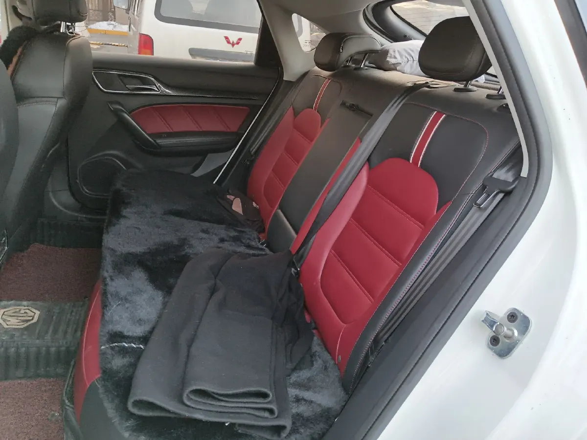 2017 MG MG6 1.5T 169HP L4 7DCT,autocango,china used car exporter,china ev exporter,chinese used car exporter,chinese used ev exporter