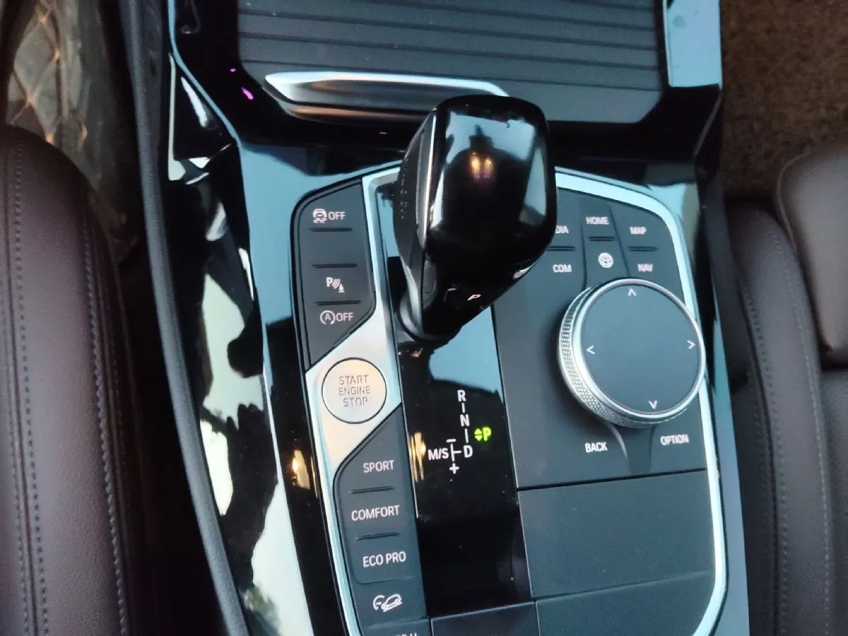 2022 BMW X3 2.0T 184HP L4 8AT,autocango,china used car exporter,china ev exporter,chinese used car exporter,chinese used ev exporter