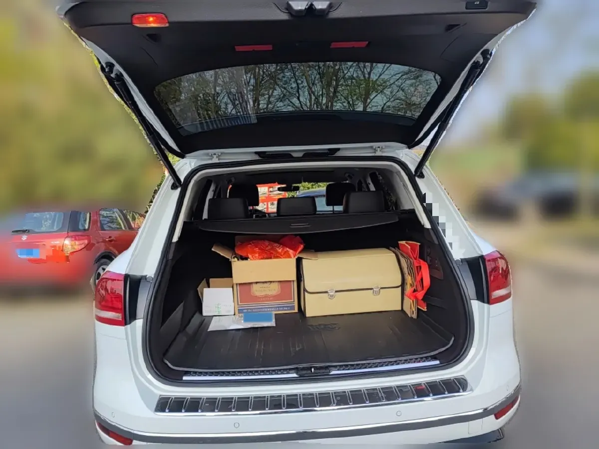 2017 Volkswagen Touareg 3.0T 320HP V6 8AT,autocango,china used car exporter,china ev exporter,chinese used car exporter,chinese used ev exporter