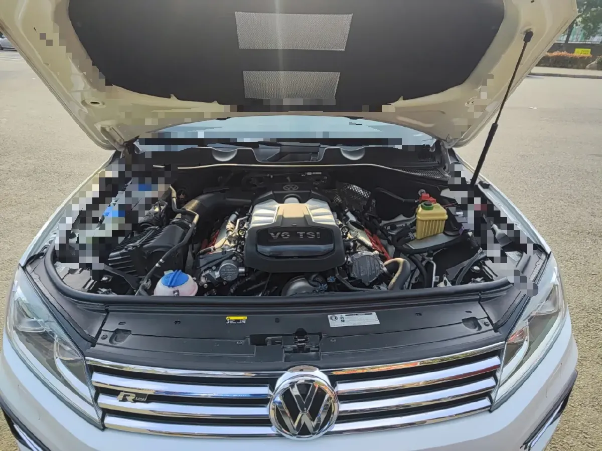 2017 Volkswagen Touareg 3.0T 320HP V6 8AT,autocango,china used car exporter,china ev exporter,chinese used car exporter,chinese used ev exporter