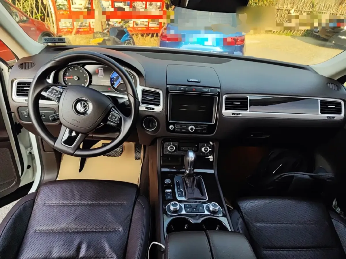 2017 Volkswagen Touareg 3.0T 320HP V6 8AT,autocango,china used car exporter,china ev exporter,chinese used car exporter,chinese used ev exporter