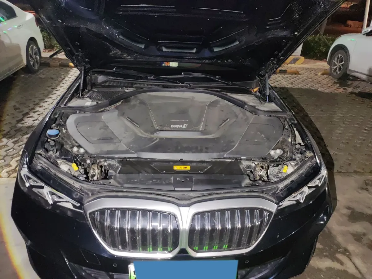 2022 BMW i3 BEV 70KWH,autocango,china used car exporter,china ev exporter,chinese used car exporter,chinese used ev exporter