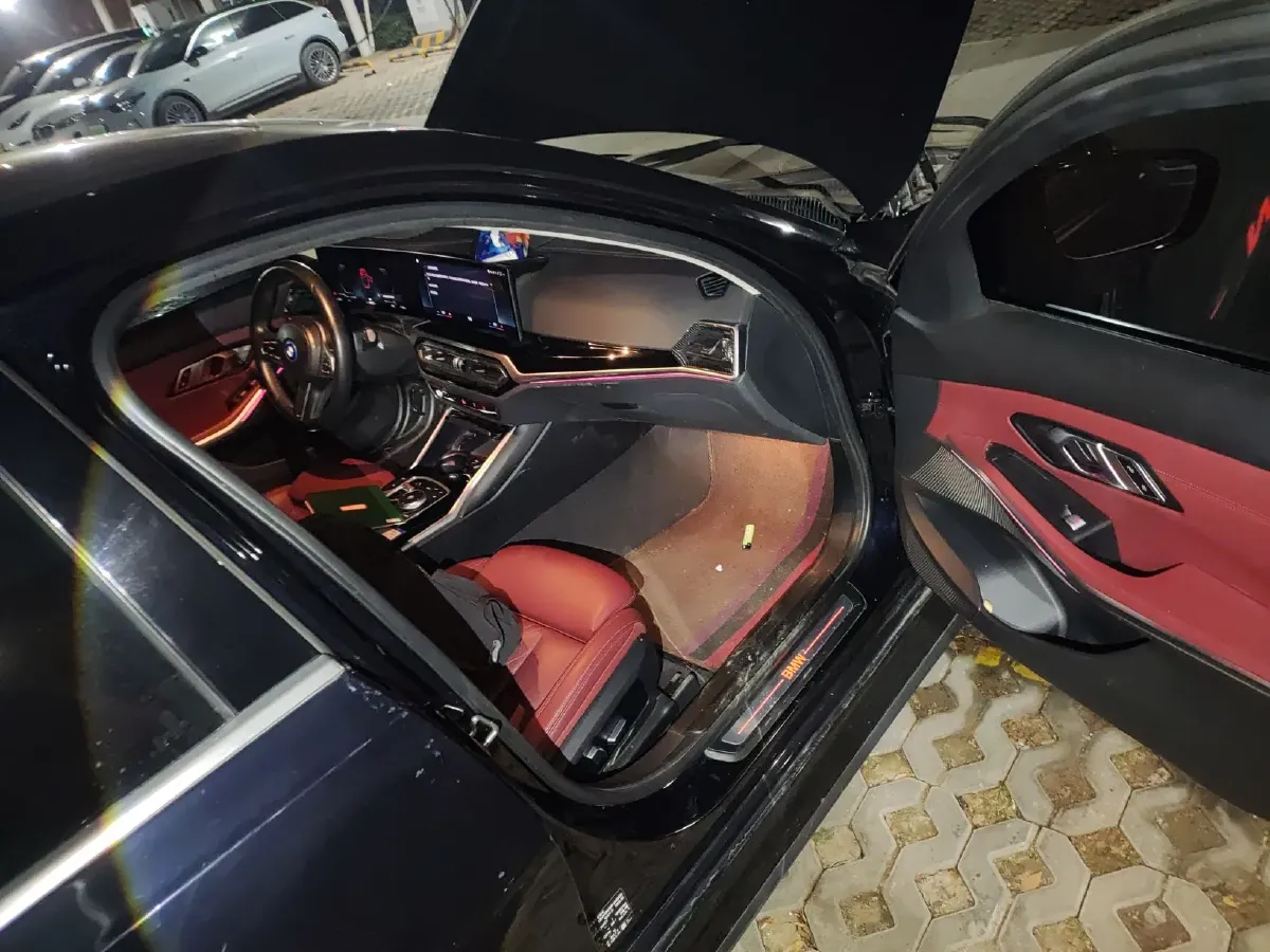 2022 BMW i3 BEV 70KWH,autocango,china used car exporter,china ev exporter,chinese used car exporter,chinese used ev exporter