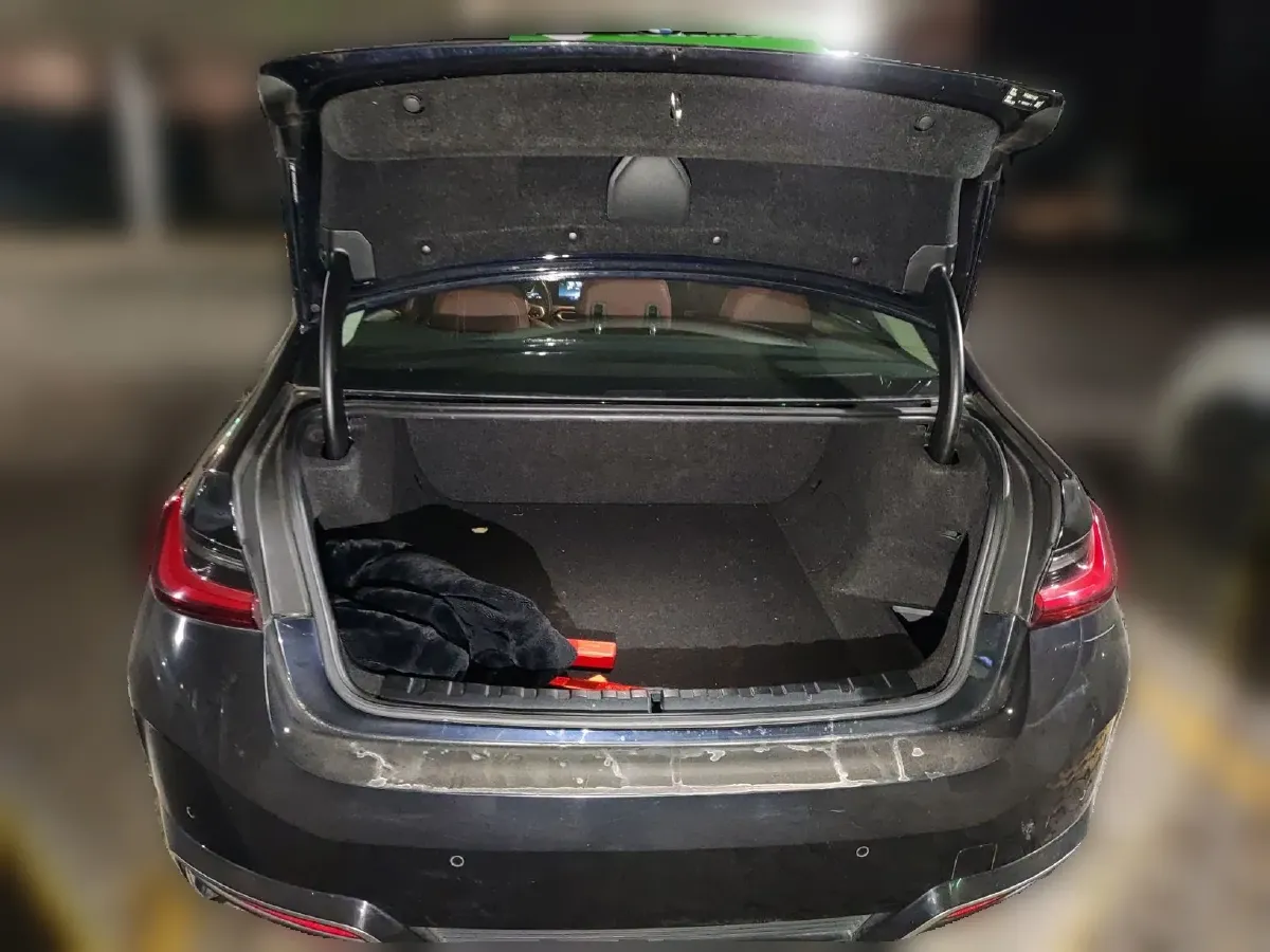 2022 BMW i3 BEV 70KWH,autocango,china used car exporter,china ev exporter,chinese used car exporter,chinese used ev exporter