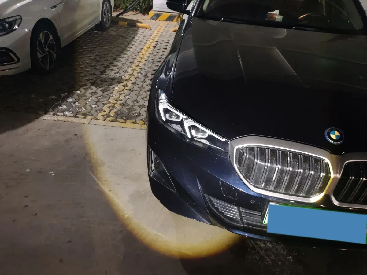 2022 BMW i3 BEV 70KWH,autocango,china used car exporter,china ev exporter,chinese used car exporter,chinese used ev exporter