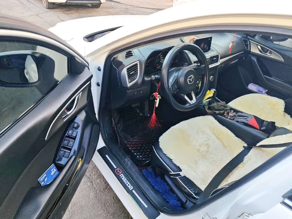 2017 Mazda 3 Axela 1.5L 117HP L4 6AT,autocango,china used car exporter,china ev exporter,chinese used car exporter,chinese used ev exporter