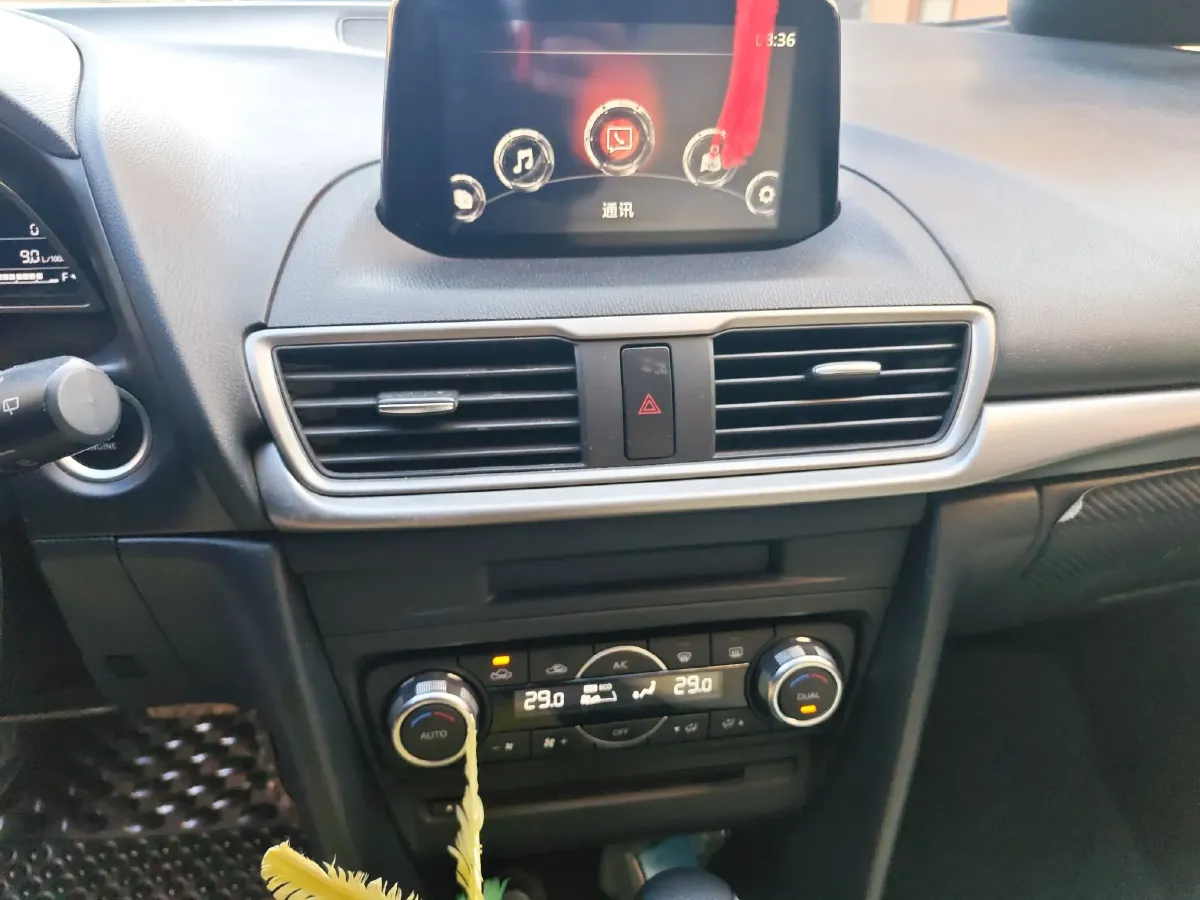 2017 Mazda 3 Axela 1.5L 117HP L4 6AT,autocango,china used car exporter,china ev exporter,chinese used car exporter,chinese used ev exporter