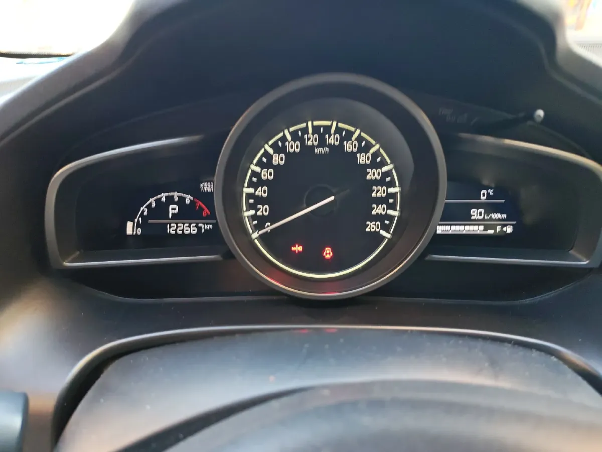 2017 Mazda 3 Axela 1.5L 117HP L4 6AT,autocango,china used car exporter,china ev exporter,chinese used car exporter,chinese used ev exporter