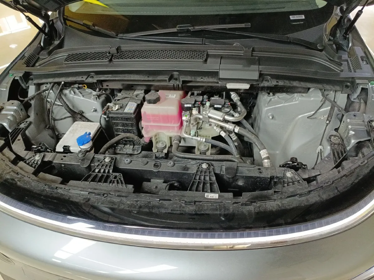 2025 Xpeng G6 BEV 68.5KWH,autocango,china used car exporter,china ev exporter,chinese used car exporter,chinese used ev exporter