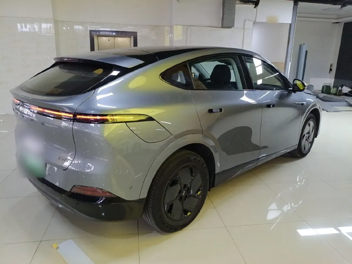 2025 Xpeng G6 BEV 68.5KWH,autocango,china used car exporter,china ev exporter,chinese used car exporter,chinese used ev exporter