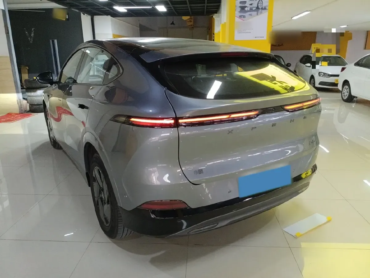 2025 Xpeng G6 BEV 68.5KWH,autocango,china used car exporter,china ev exporter,chinese used car exporter,chinese used ev exporter
