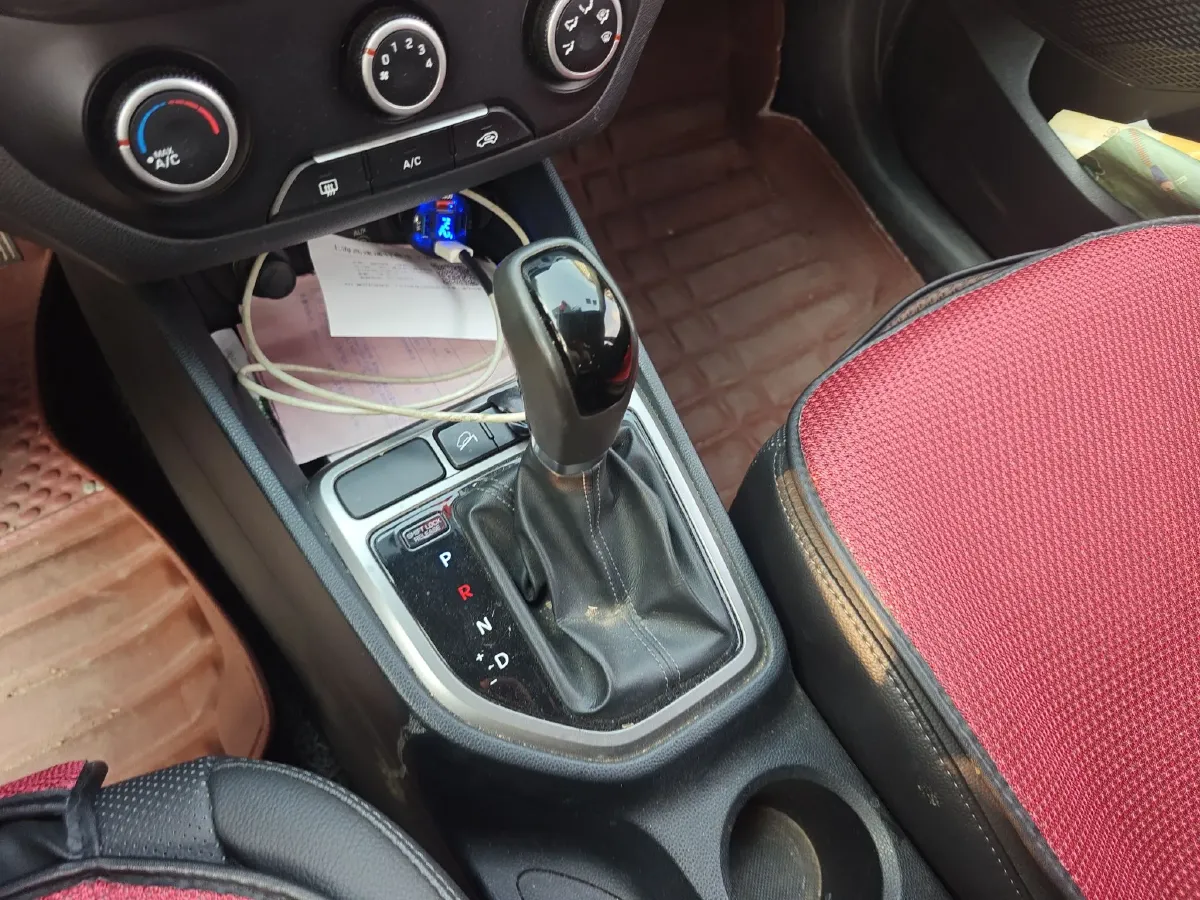 2015 Hyundai ix25 1.6L 125HP L4 6AT,autocango,china used car exporter,china ev exporter,chinese used car exporter,chinese used ev exporter