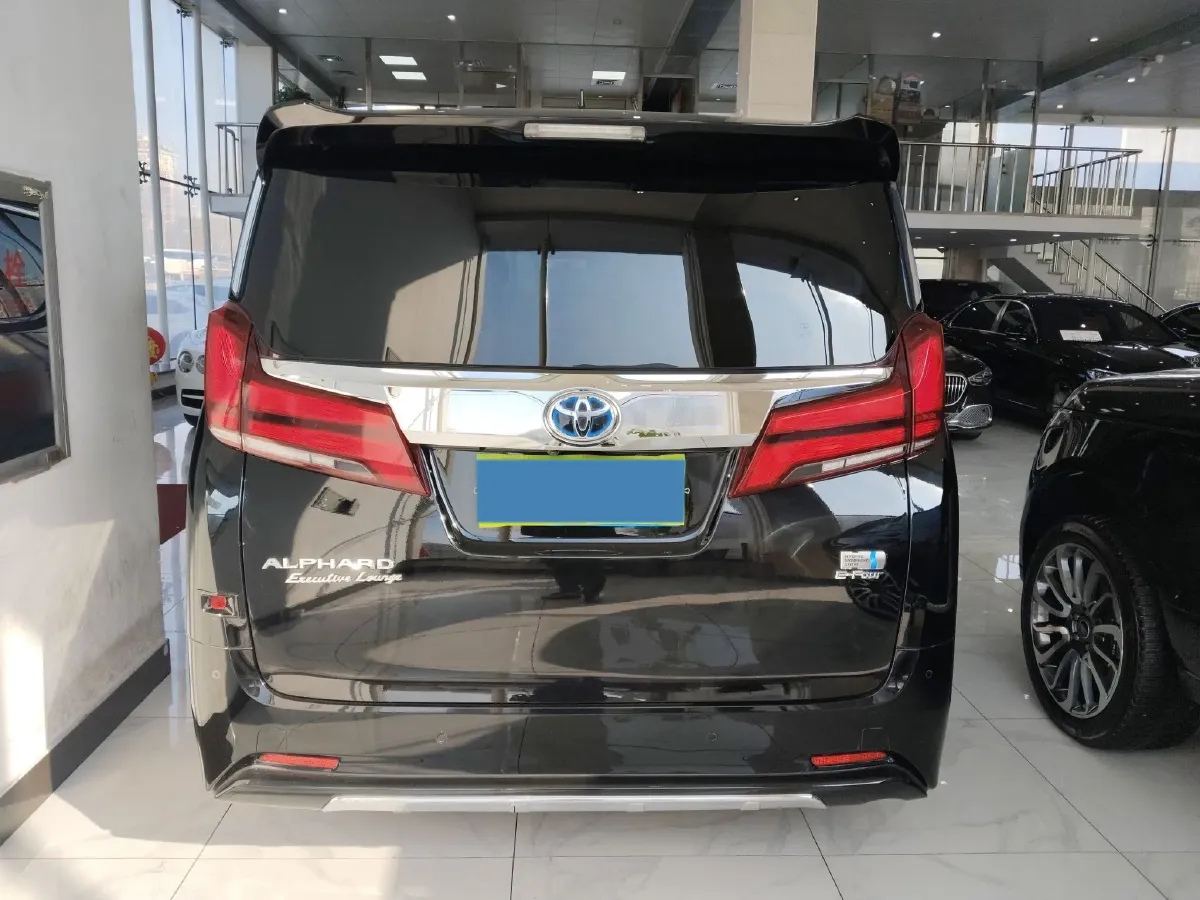 2021 Toyota Alphard 2.5L 117HP L4 E-CVT Hybrid,autocango,china used car exporter,china ev exporter,chinese used car exporter,chinese used ev exporter