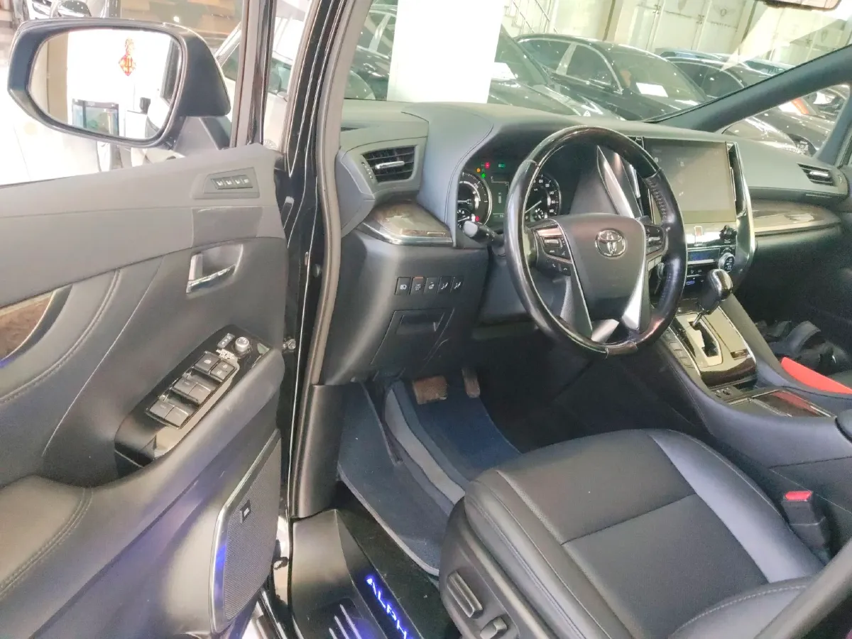 2021 Toyota Alphard 2.5L 117HP L4 E-CVT Hybrid,autocango,china used car exporter,china ev exporter,chinese used car exporter,chinese used ev exporter