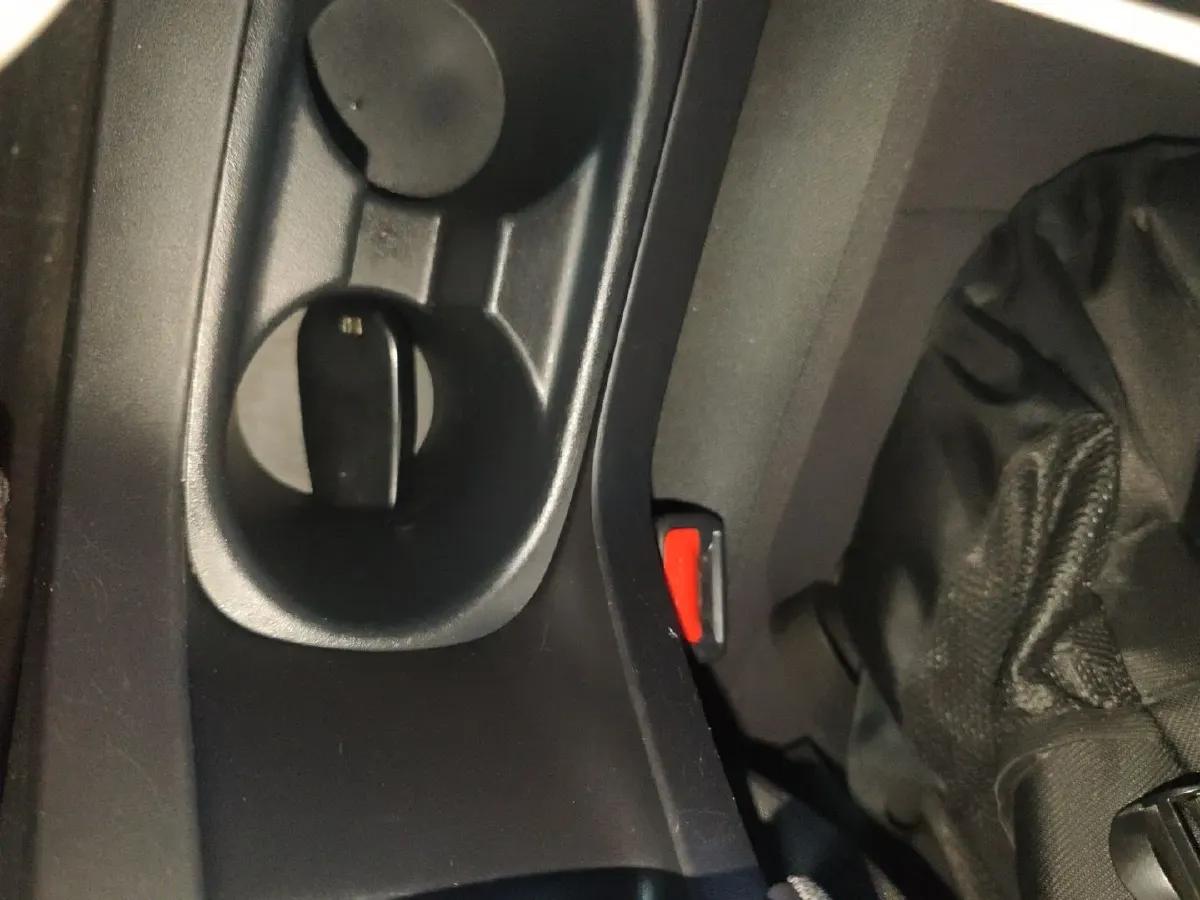 2023 Toyota Corolla Cross 2.0L 152HP L4 E-CVT Hybrid,autocango,china used car exporter,china ev exporter,chinese used car exporter,chinese used ev exporter